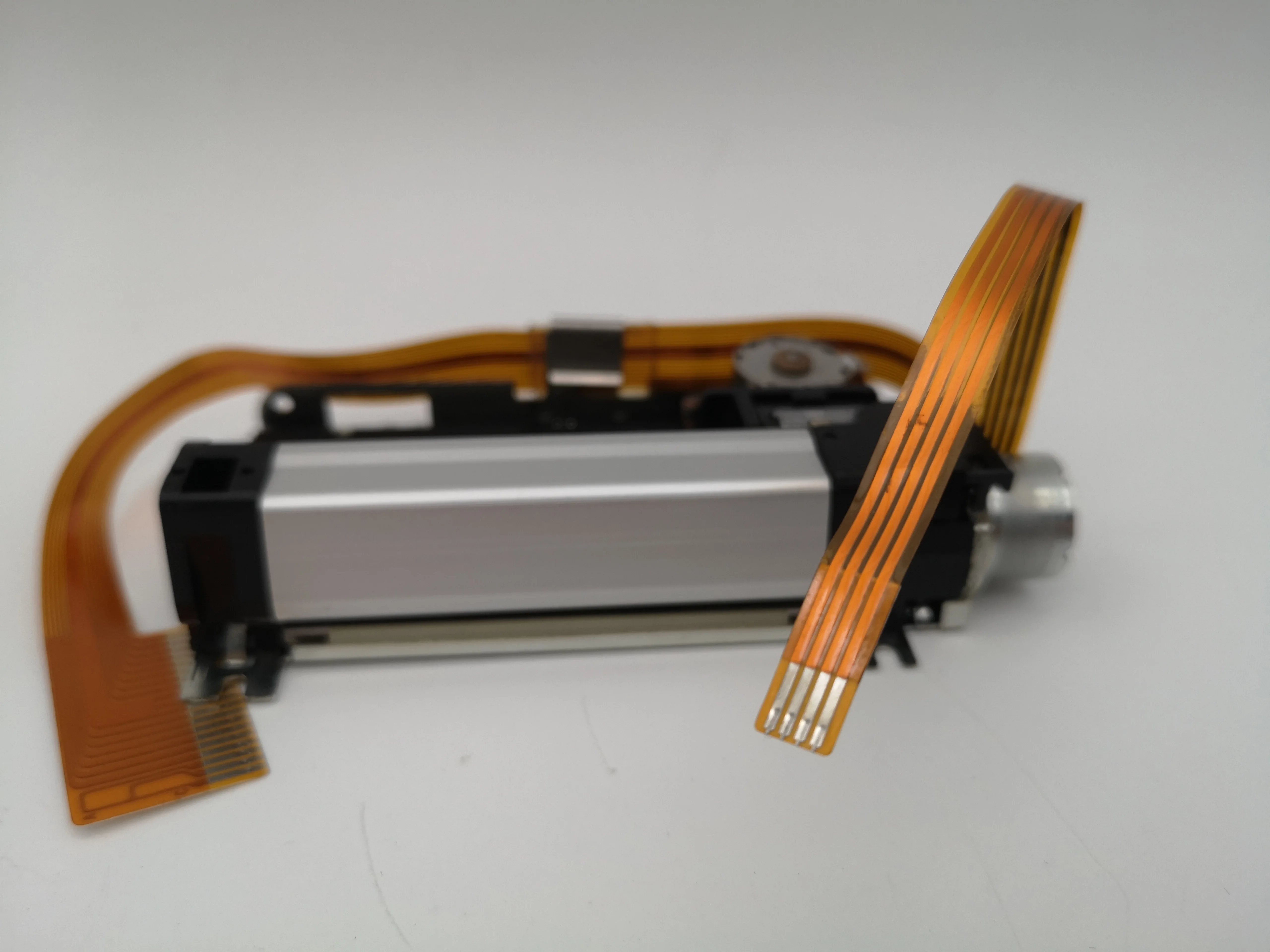 

Принтер EPT1014HW2 для анализатора газов крови, принтер EPT1014, принадлежности для печати, компоненты для печати, высококачественная оригинальная термоголовка.