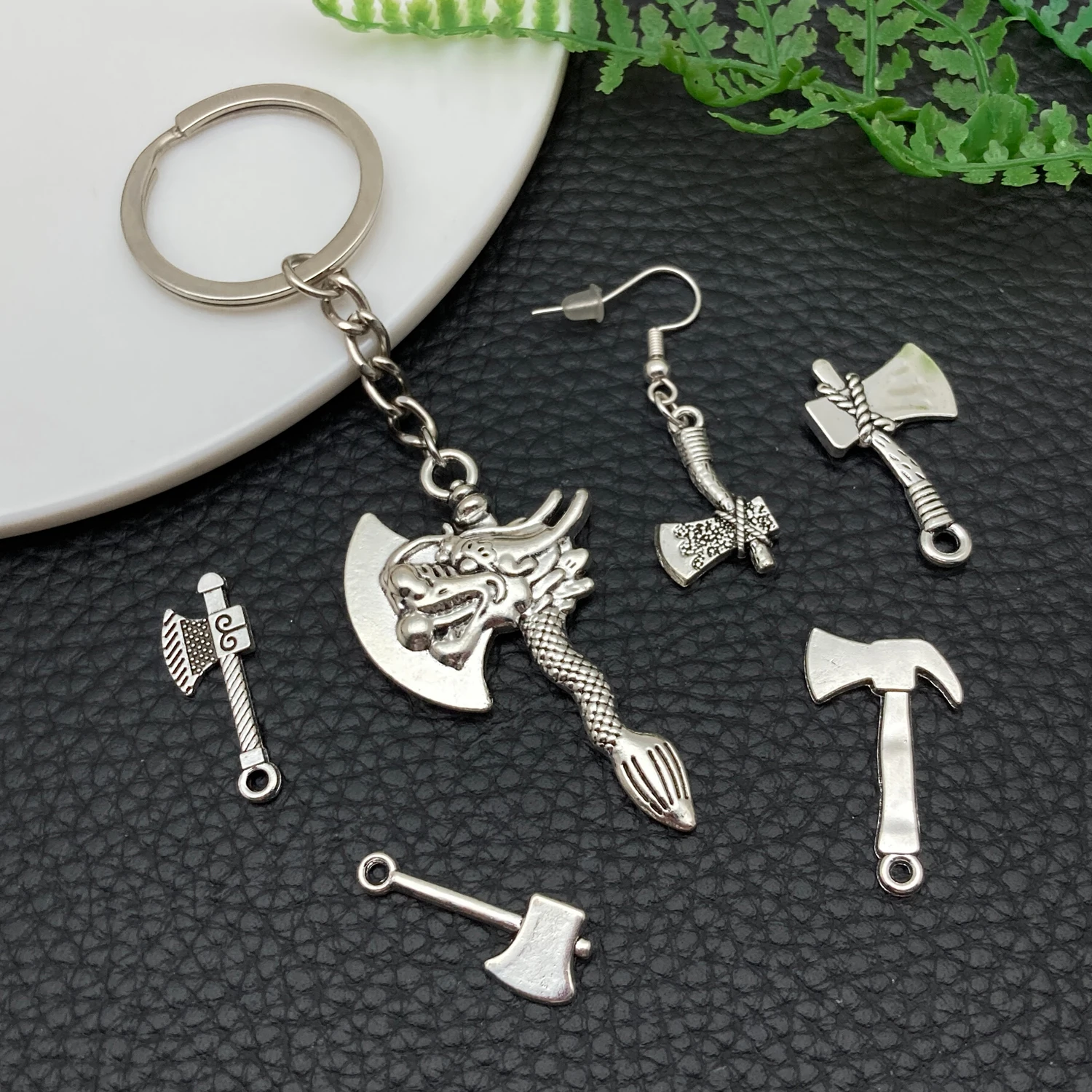 12 قطعة/المجموعة جديد النمط الصيني الرجعية التنين رئيس الفأس قلادة-فاسق الهيب هوب يلقي معركة الفأس DIY بها بنفسك اليدوية مجوهرات اكسسوارات