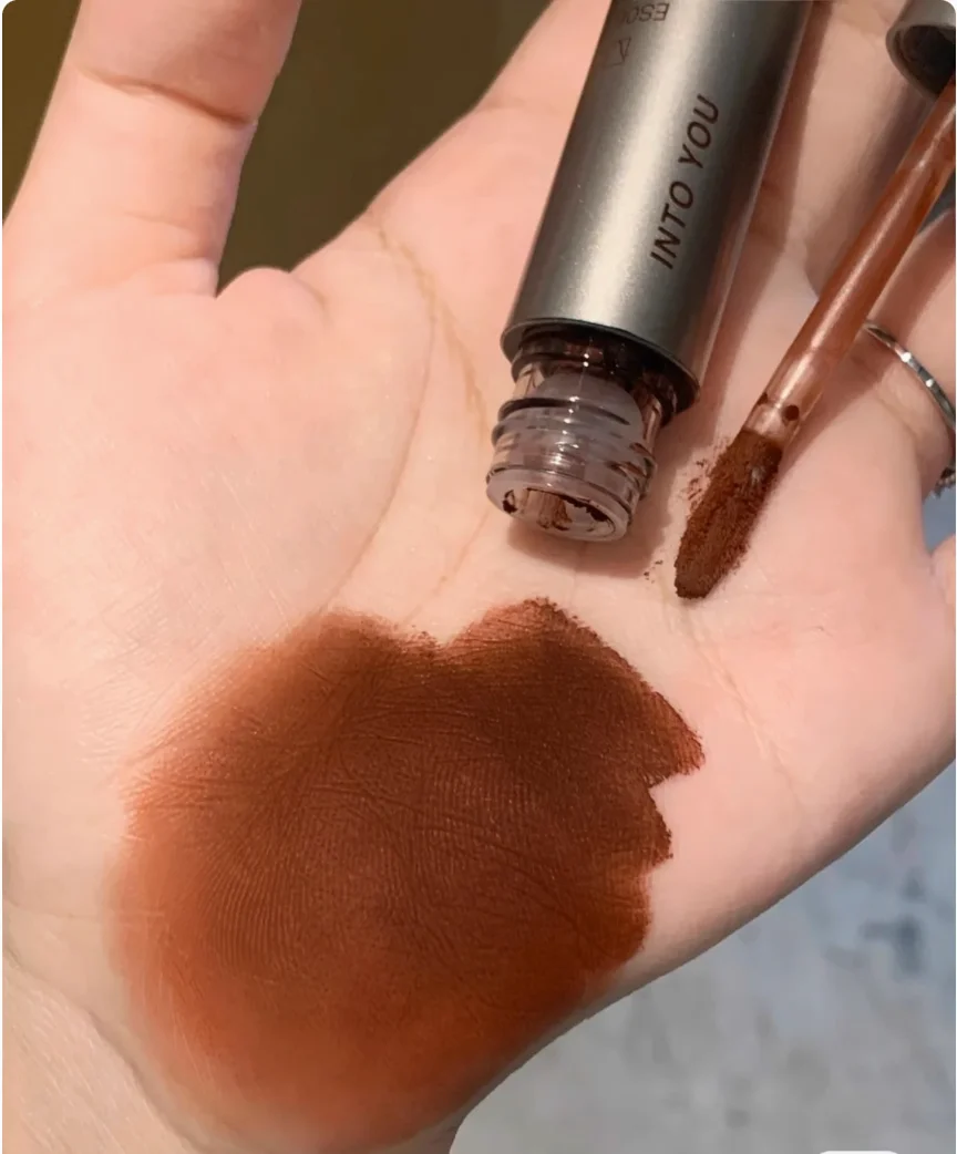 Into You Espresso Lip Tint Lip Matte 2.2G Colore ricco Velluto super opaco Lipgloss Intoyou Trucco autentico Originale