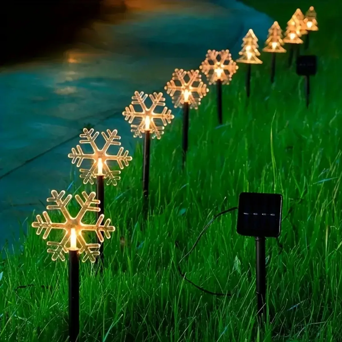 5Pcs Christmas Pathway Lights Waterproof Snowflake/Xmas Tree/Star With Stake Lamp Solar Powered Suitable For Home Outdoor Decor