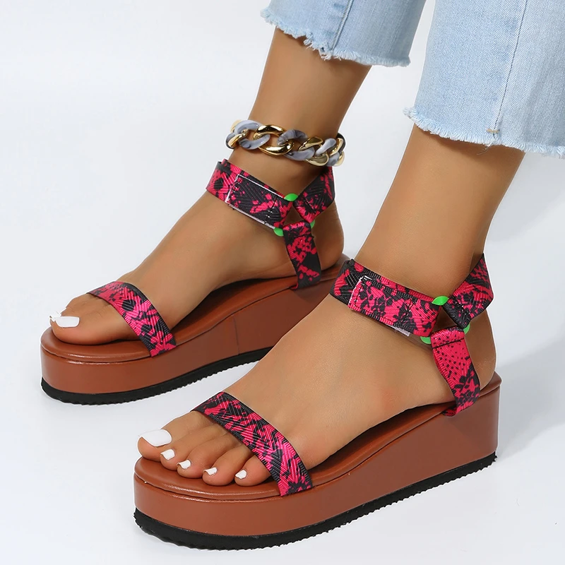 2022 Women's Sandals New Summer Fashion Platform Buckle Gladiator Sandals Seaside Beach Casual Sandals Plus Size Woman Sandals