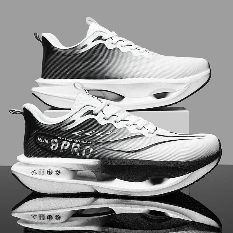 Summer Men's Running Shoes New Professional Carbon Plate Sports Training Shoes Outdoor Non-slip Shock-absorbing Tennis Shoes