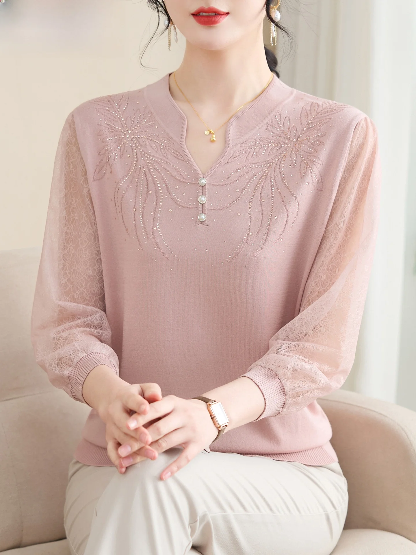 

Вязаный свитер Ele с шелковыми рукавами для женщин среднего и старшего возраста, весенний модный топ в женственном стиле от HanYuRou