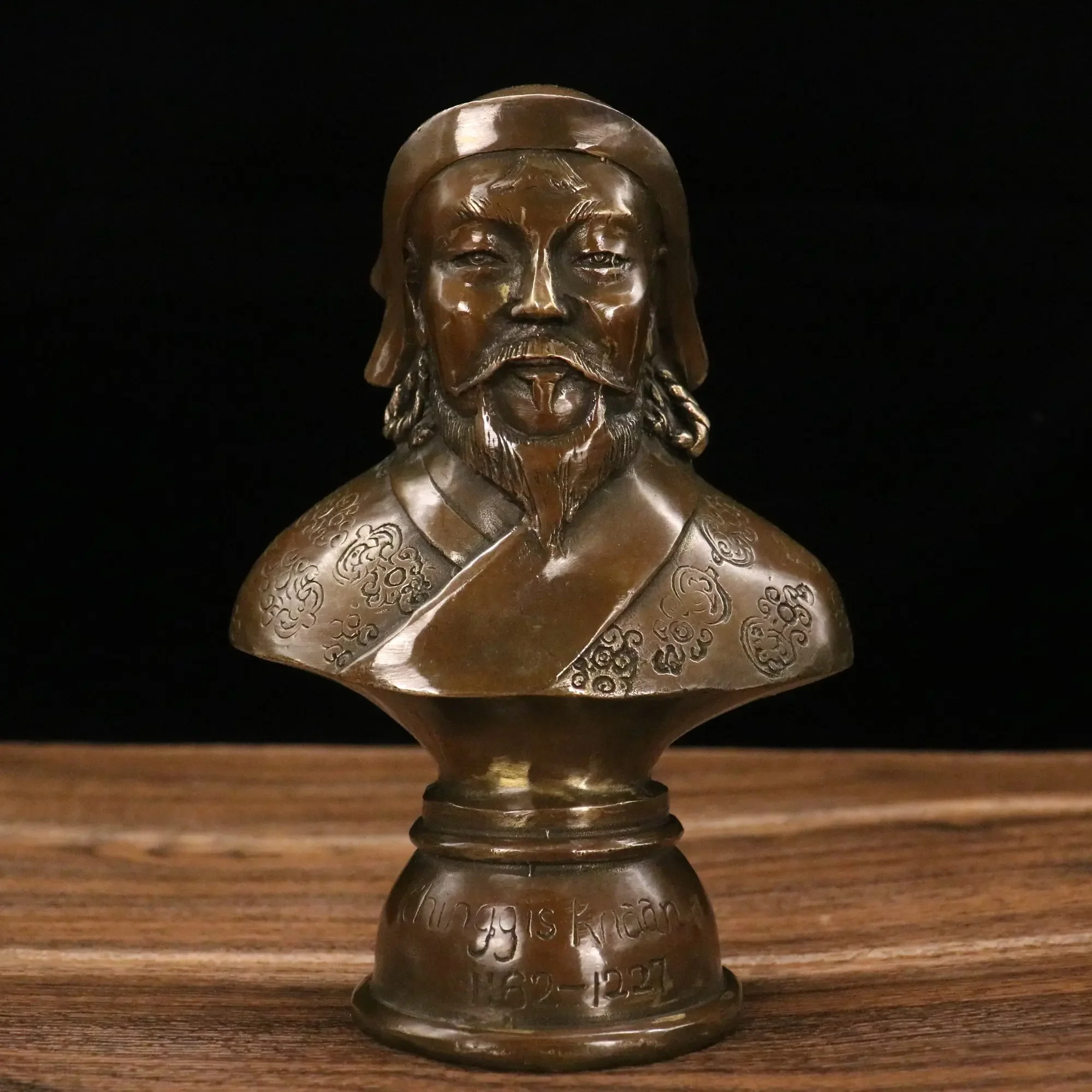 antique old bronze carved unique Genghis Khan hero Nomads Bust Statue