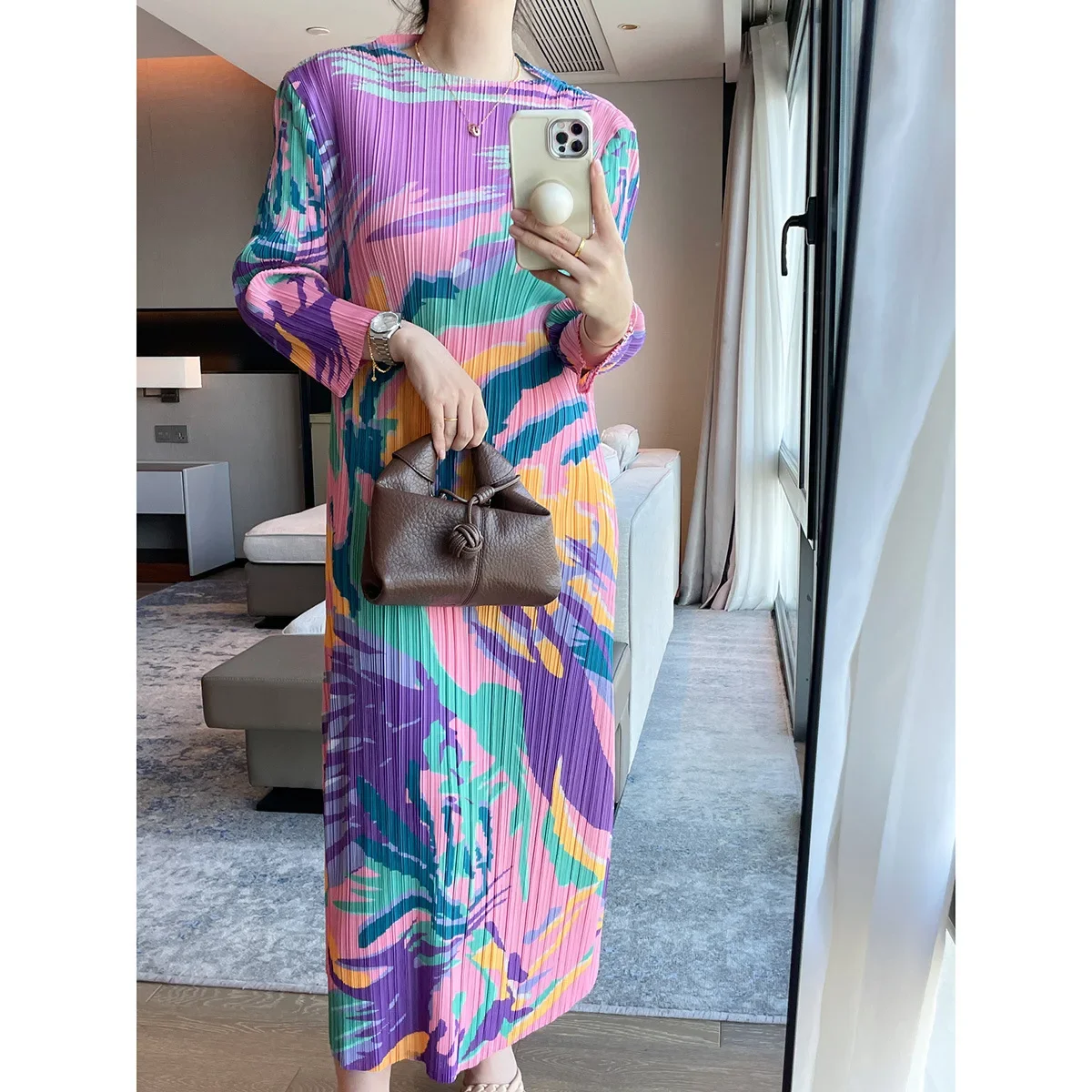 Pleats Pleated Dress 2024 Autumn New High-end Graffiti Print Pleated Dress Temperament Slim Thin Age Reduction Long Dresses