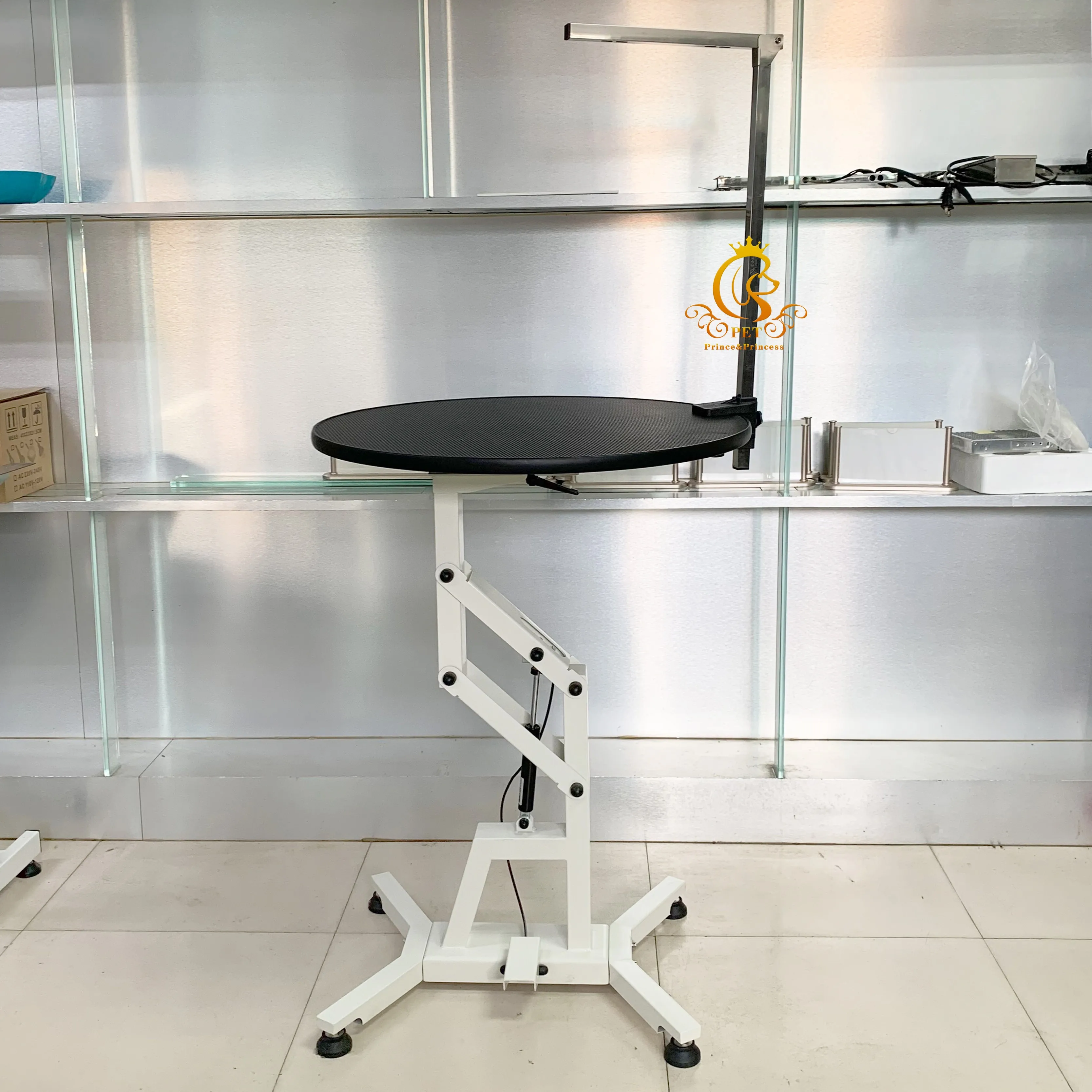 Modern Metal Pet Beauty Table Bath Blowing Shearing with Air Pressure Lift Rotating Hanger Bracket for Cat Dog Grooming
