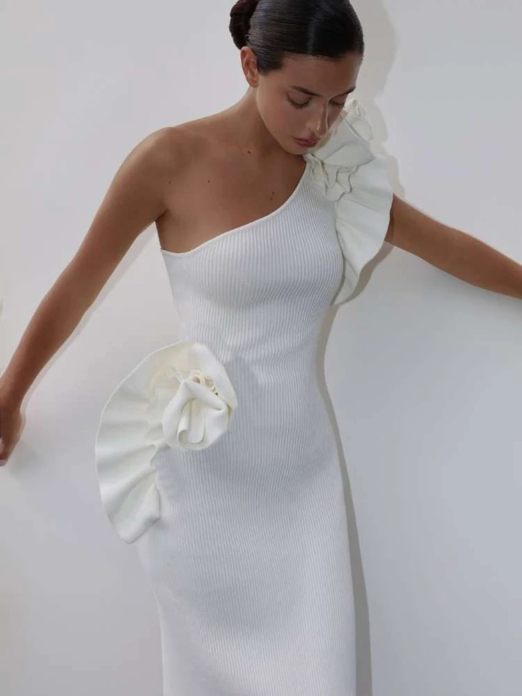 Macheda Crochet Off Épaule Maxi Robe Femmes Ruché Applique Diagonal Col Dos Nu Sans Manches Mode Tendance Élégant