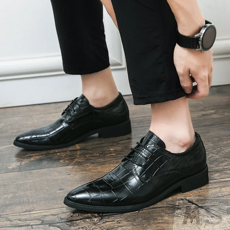 

Europe and the United States new 46 47 48 large size pointed lace-up leather shoes for men business dress plaid casual shoes