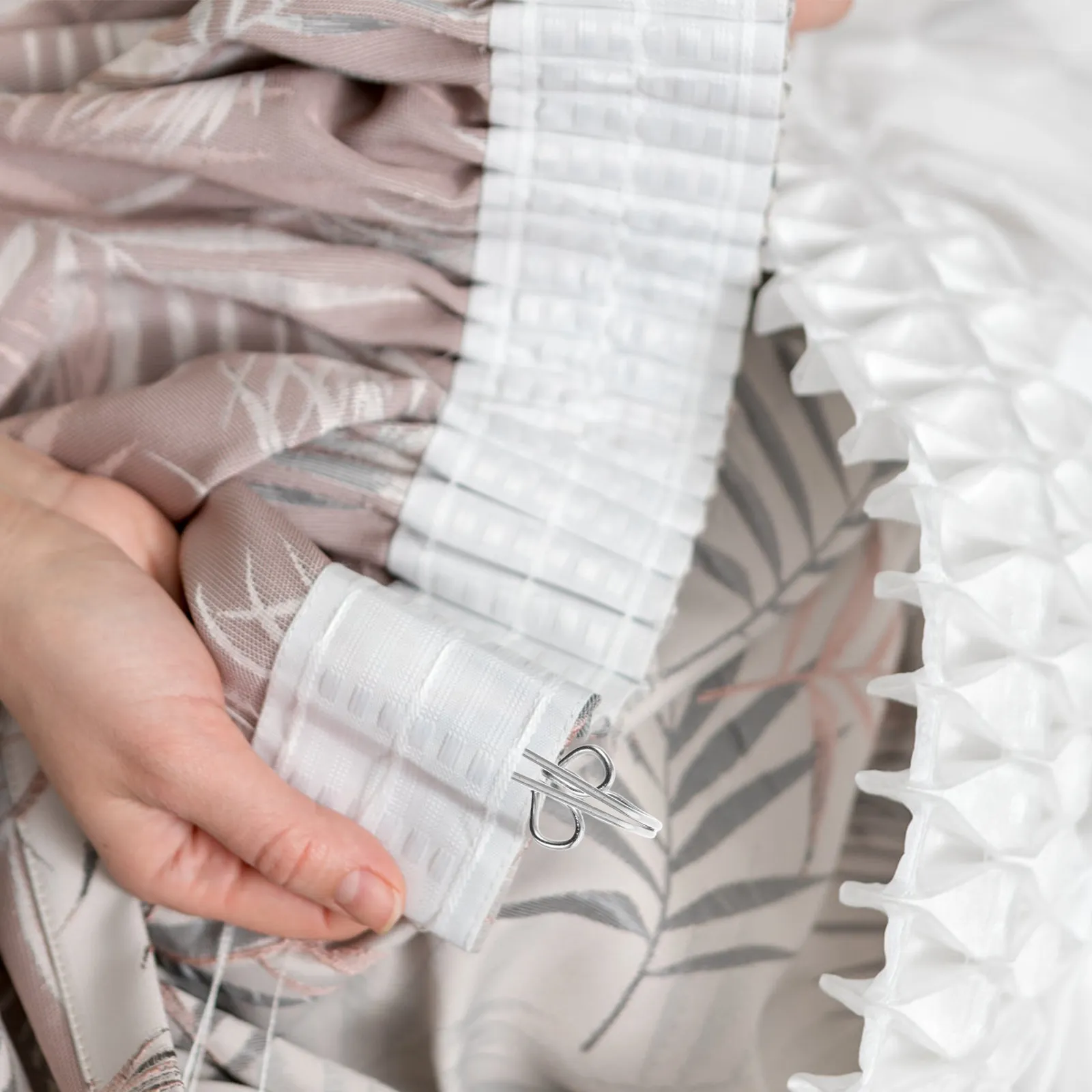 

30 шт. серебристых металлических крючков для тяжелых штор: современный элегантный дизайн, легкая установка, надежная фиксация, универсальные для оконных занавесок