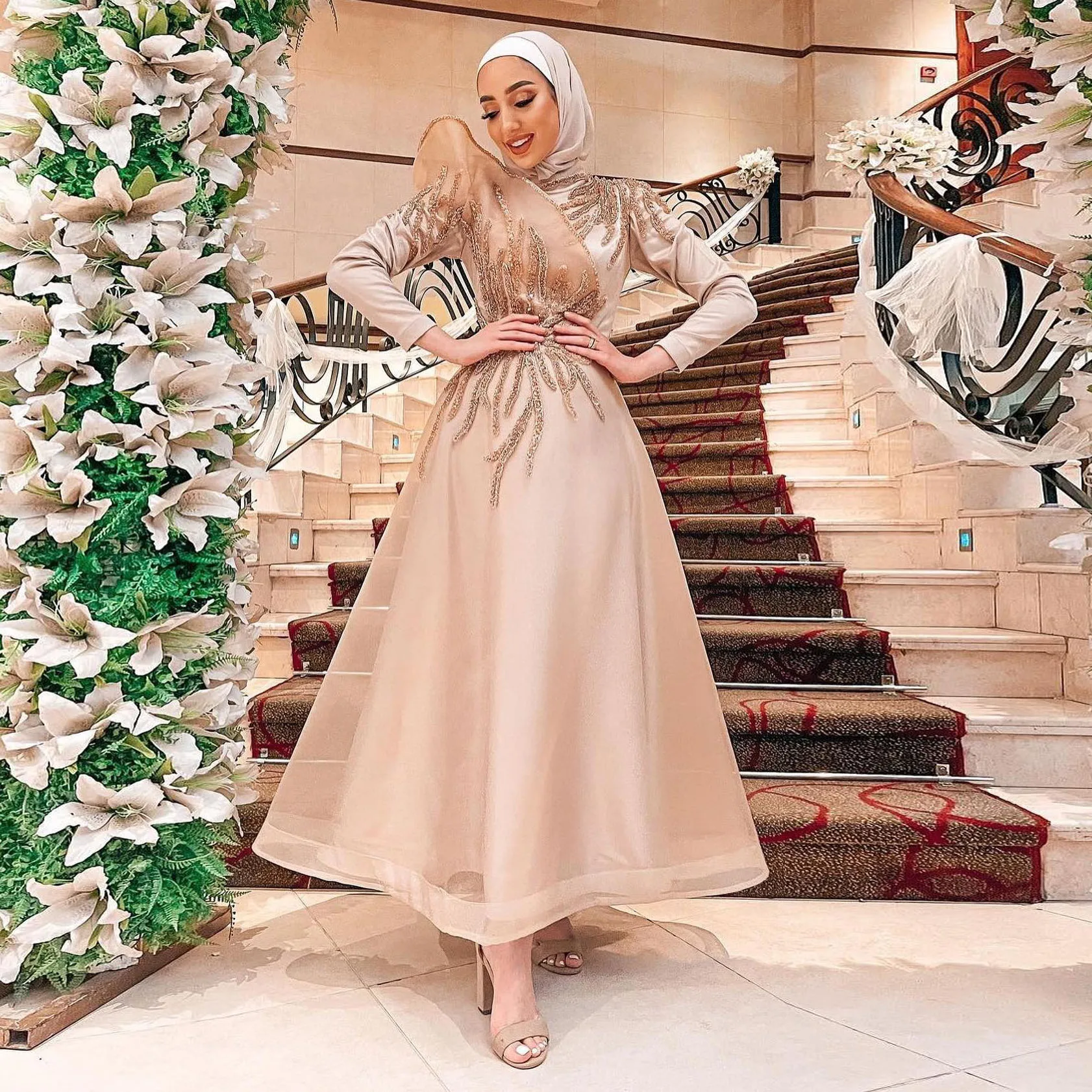 Modest Champagne Ankle Length Muslim Women Dresses With Delicated Beaded Full Sleeves A-line Formal Party Dress