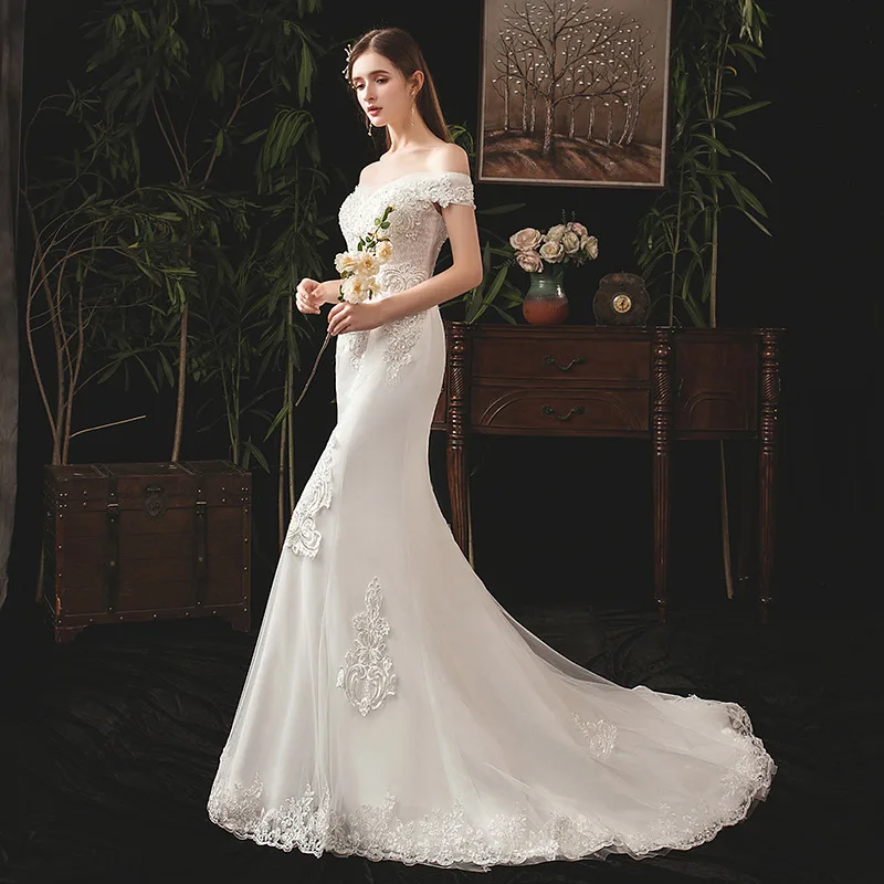 Abiti da sposa classici a sirena con spalle scoperte personalizzati per le donne Abito da sposa elegante con strascico da cappella Abito da sposa personalizzato