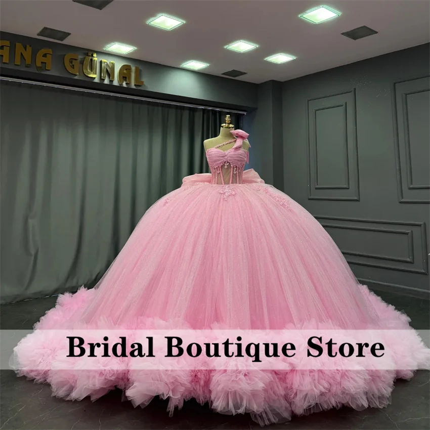 Nuevos Vestidos De quinceañera De color rosa brillante 2026 con volantes escalonados y lazo personalizado dulce 16 vestido De crepé Vestidos De 15 quinceañera