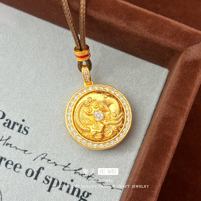 2025 تصميم ضوء فاخر 9999 نقطة الماس الدورية النحاس عملة Pixiu البوصلة 24K حلية ذهبية حقيقية سترة سلسلة قلادة #1