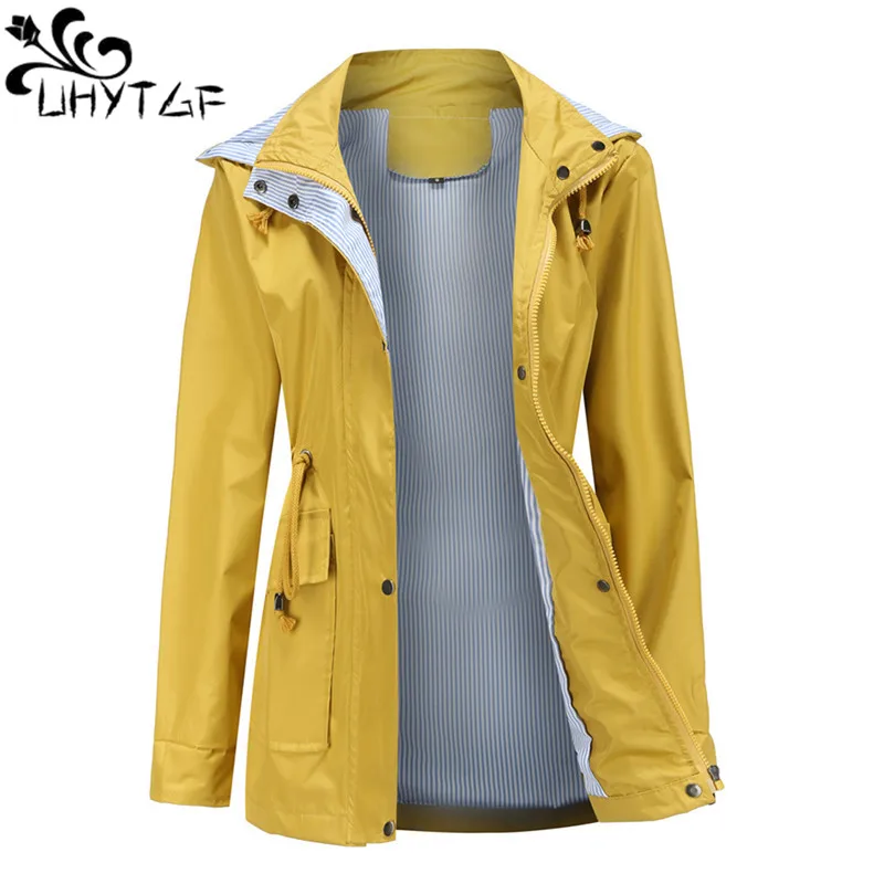 

UHYTGF Raincoat Ladies Waterproof Trench Coat Womens Outerwear Korean Detachable Hood Thin Spring Autumn Windbreaker Female 2737