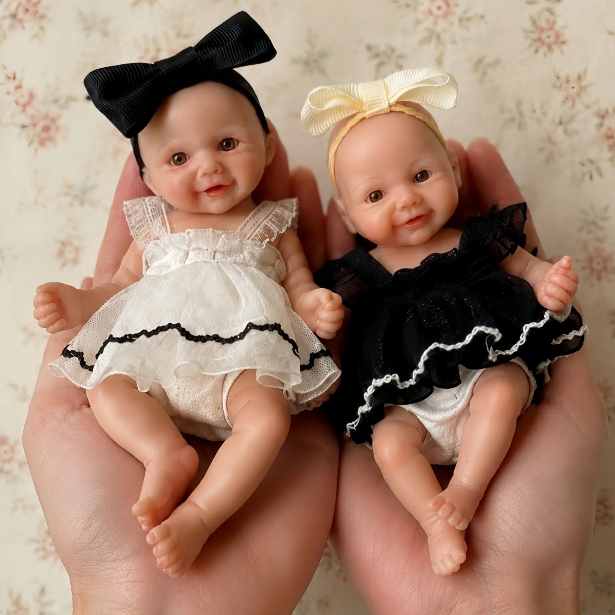 OtardDolls--1PCS/15cm Mini Cuddly Solid bebe reborn de silicona Girl Dolls With Painted Skin Soft Touch Washable Newborn Dolls