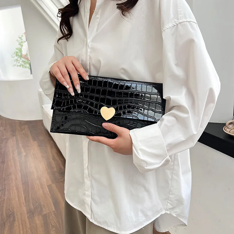 New Large Capacity Clutch Women Fashion Retro Clutch Bag For Women Luxury Leather Clutches Lady Envelopes Bag Handbags Purse