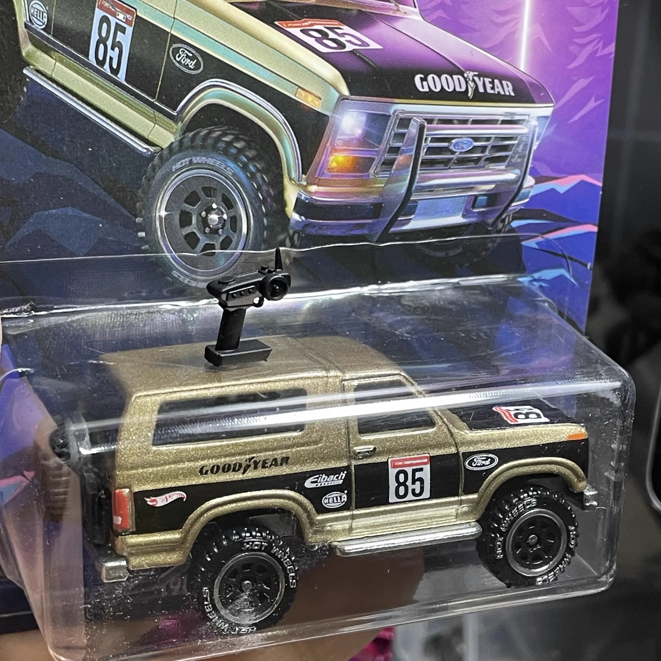 1:64 Scale Car Remote Control Model, No Real Function Only Model Scene Decoration