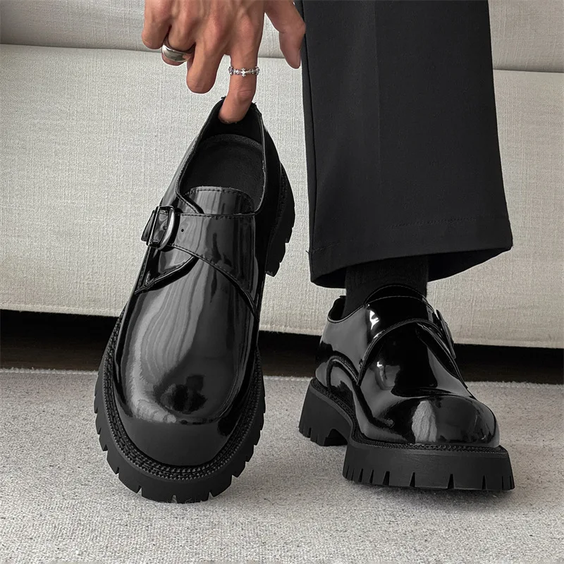 

Men's Casual Business Leather Shoes High Quality Formal Wedding Shoes Mens Classic Patent Leather Oxford Shoes Zapatillas Hombre