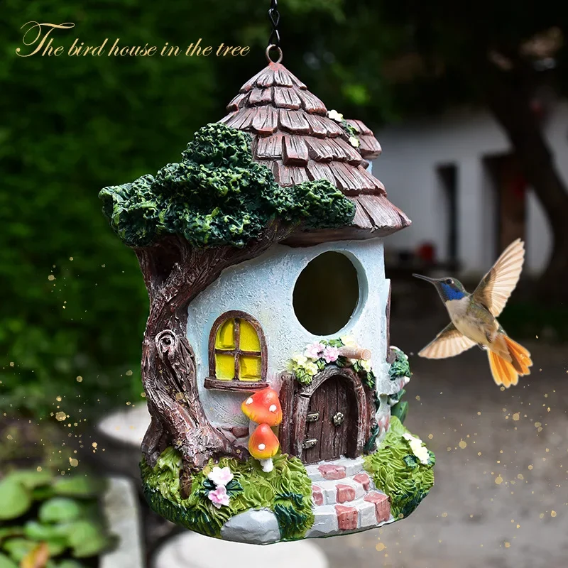 Outdoor courtyard garden, big tree bird house decorations, homestays, kindergartens, landscaping ornaments, creative home resin