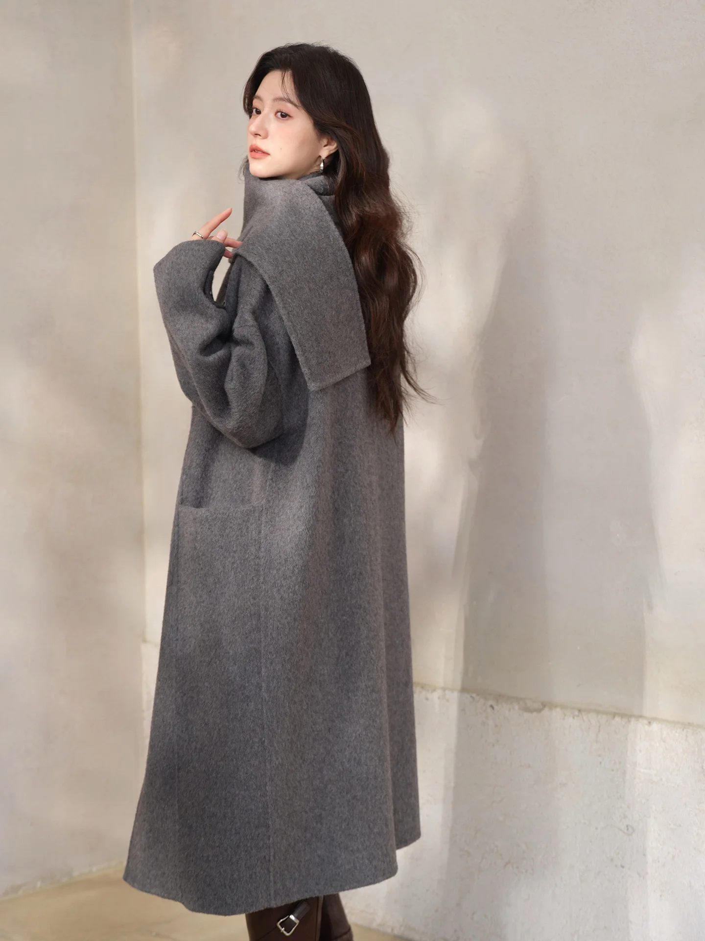 Vintage Scarf-Collar Long Coat for Women Lady Winter Loose Double-Faced Overcoat Elegant Warm Outerwear Chic Daily Commuter Wear