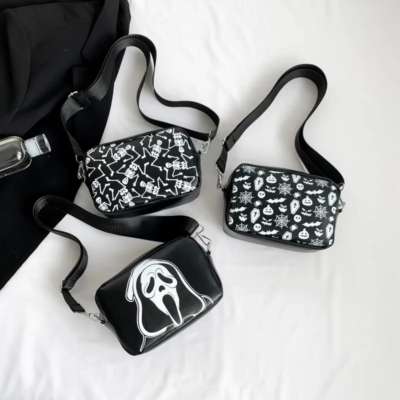 

Cheap Spooky Bags PU Leather Ladies Small Shoulder Bags Gothic Skull Printed Messenger Purse Horror Halloween Crossbody Pouch