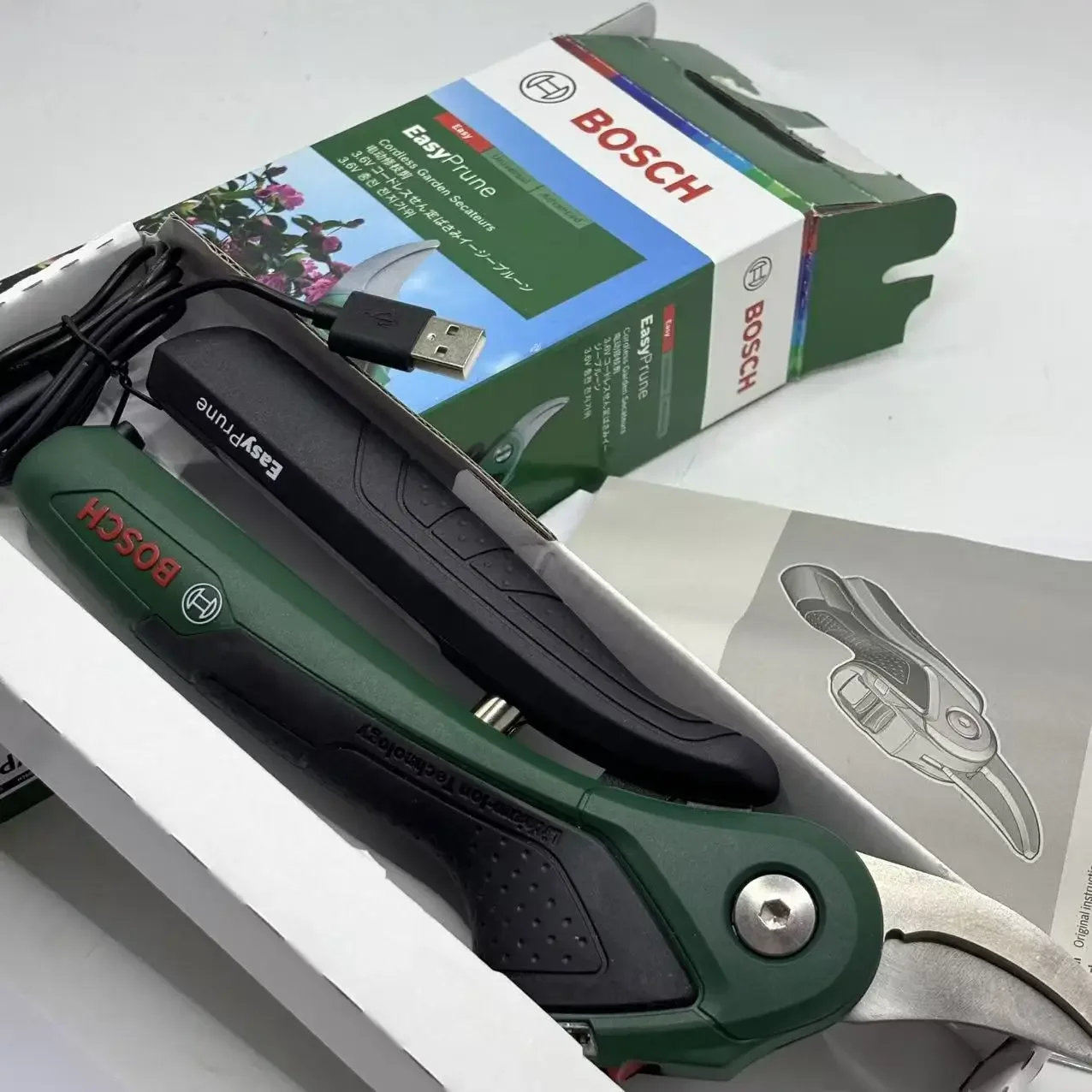 Bosch EasyPrune Professional Electric Garden Pruning Shears, Wireless Cordless Gardening Scissors for Outdoor Branch Trimming