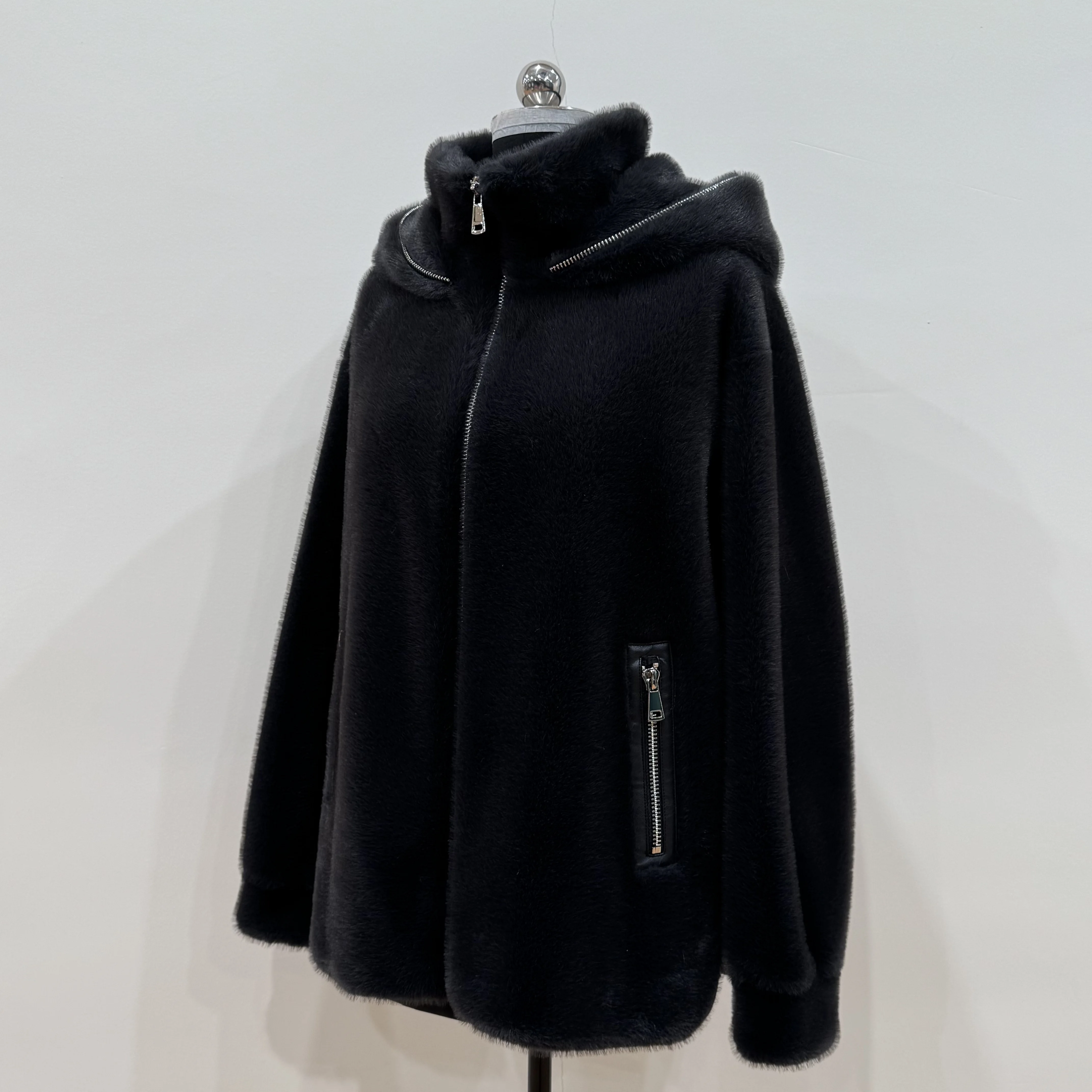 Bo cui Winter-Damen-Casual-Mode-Kunstpelzjacke mit Kapuzenreißverschluss-Design, vielseitiges, lockeres und schlankmachendes Oberteil aus Nerzfell