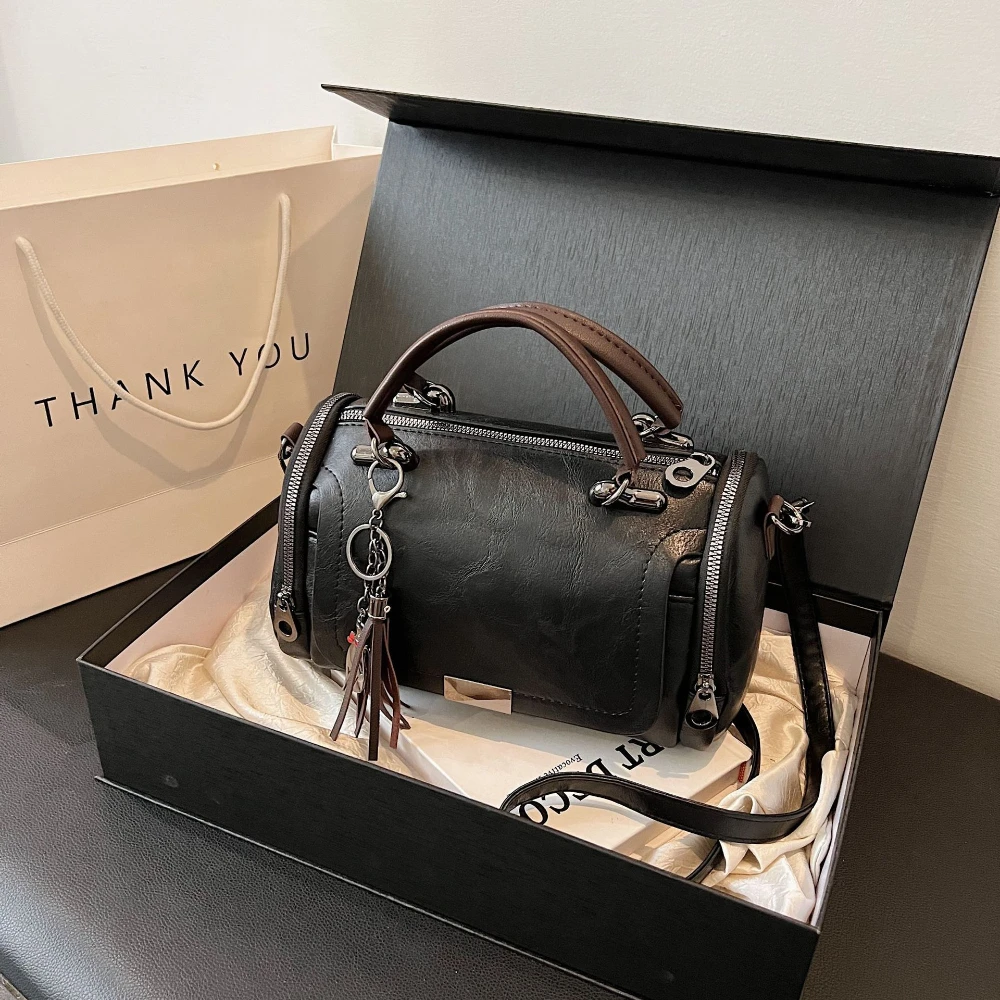 

Высококачественная женская сумка Boston в стиле ретро, повседневная универсальная сумка через плечо на одно плечо с ручной подвеской с кисточкой