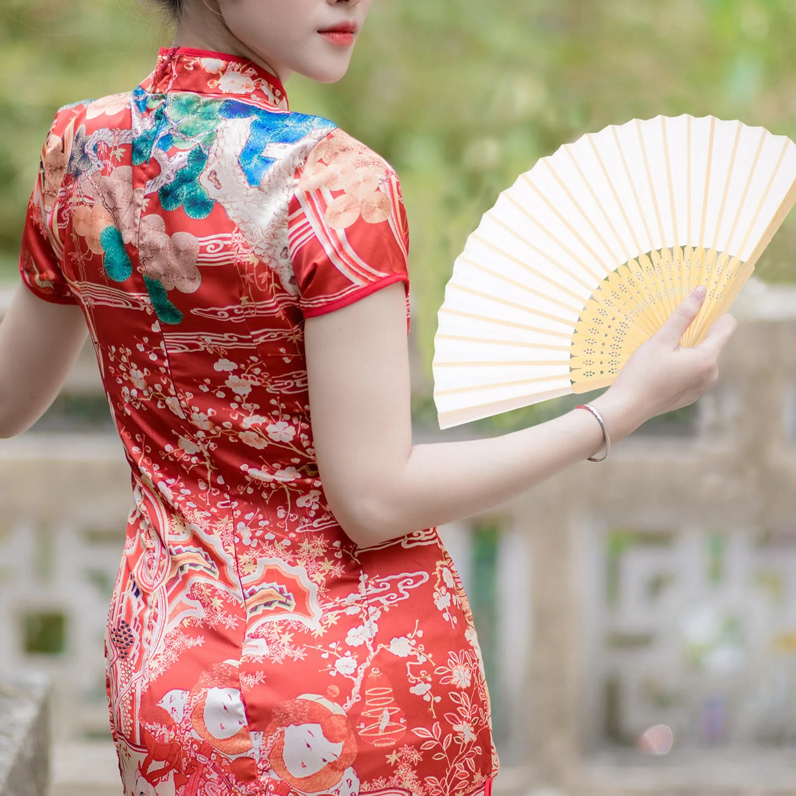 

4Pcs Chinese Handheld Folding Fan Fabric Fans Wedding Souvenirs Gift Party Dance Props DIY Fan Wedding Souvenirs Gift Ideas