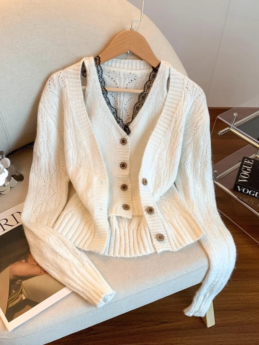 

Retro Soft Lace V-Ne Hollow out Knitted Sweater Women's Autumn Winter Loose Top Fake Two-Piece Comfortable Long Sve