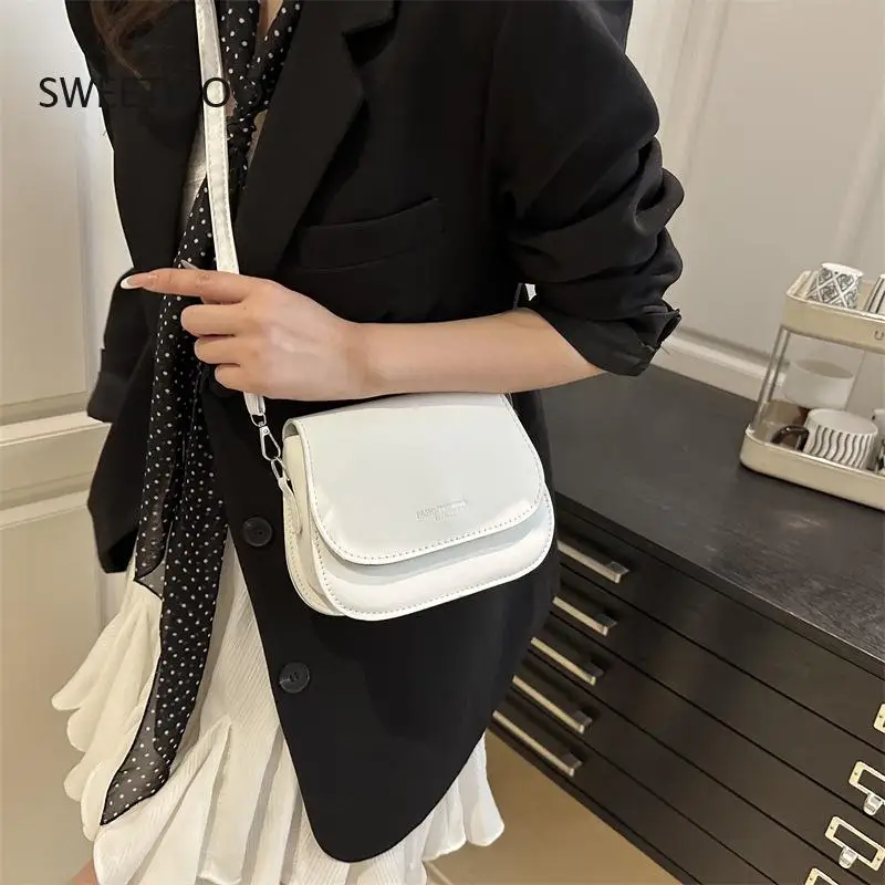 

Women Mini Crossbody Bag Simple Solid Color Casual Small Shoulder Purse for Ladies