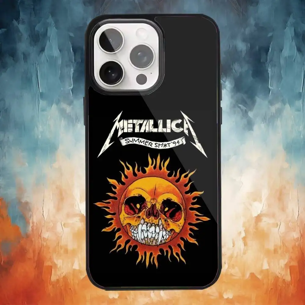 Coque de téléphone avec Logo d'album Music m-metallica, étui magnétique pour iPhone17,16,15,14,13,12,11 Plus,Pro Max, chargement sans fil Magsafe