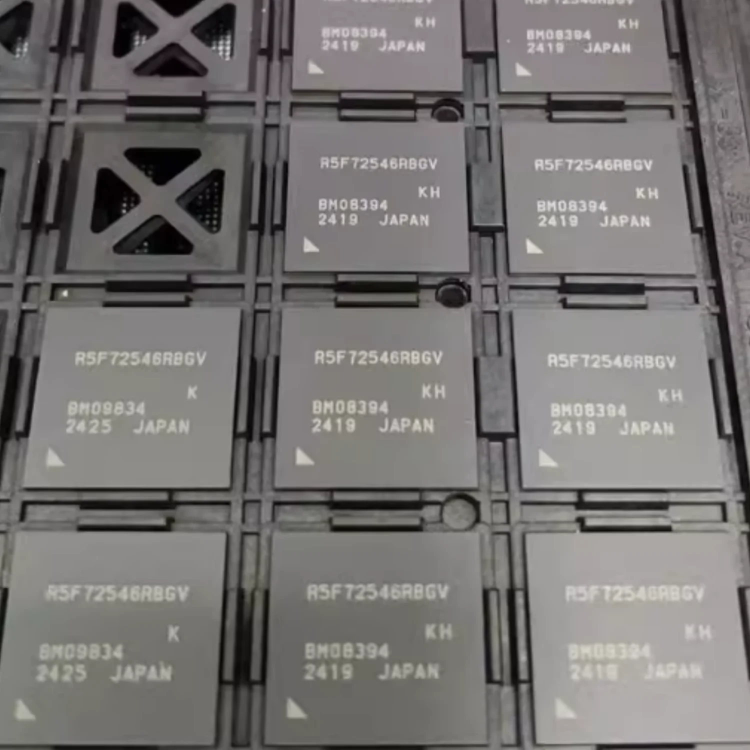 

1 ~ 10 шт./лот R5F72546RBGV R5F72543RBGV R5F72544RBGV R5F72549RBGV RBG RKBGV BGA 100% новый оригинал