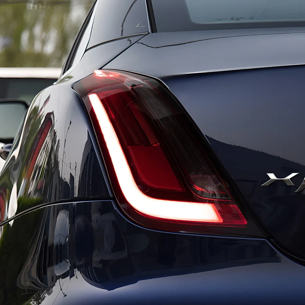 

Auto Back Lamps For Jaguar XJ 2011-2016 Upgrade High Configure Car Assembly LED Dynamic Blink Turn Tail lights Accessories