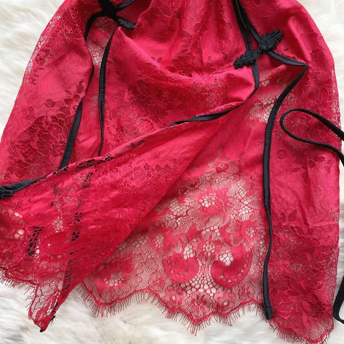 セクシーなホルターネックレディースミニドレス中空アウトセクシーなレースドレスホットスリットボディコン睡眠ドレス女性のエロランジェリーパジャマドレス