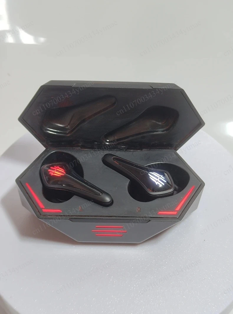 TWS Bluetooth Gaming Earphones Second Hand With Charging Case Complete Original Accessories Low Latency Game Headset