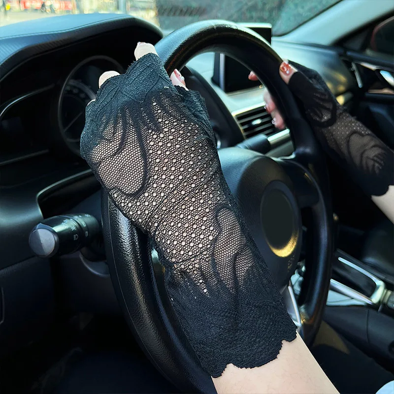 New Women Lace Gloves Elastic Spring Summer Sunscreen Short Fingerless Driving Gloves Sun Protection Half Finger Lace Mittens