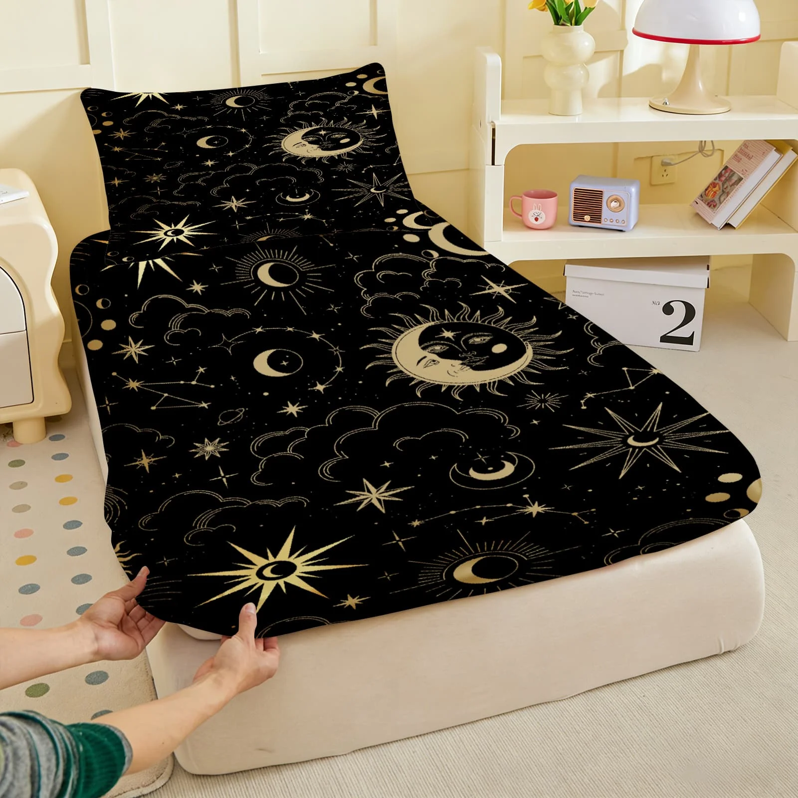1pc Gold Celestial Sun Moon Stars Print Fitted Sheet Deep Pocket Elastic Mattress Cover Single Double Queen King Bedroom Decor