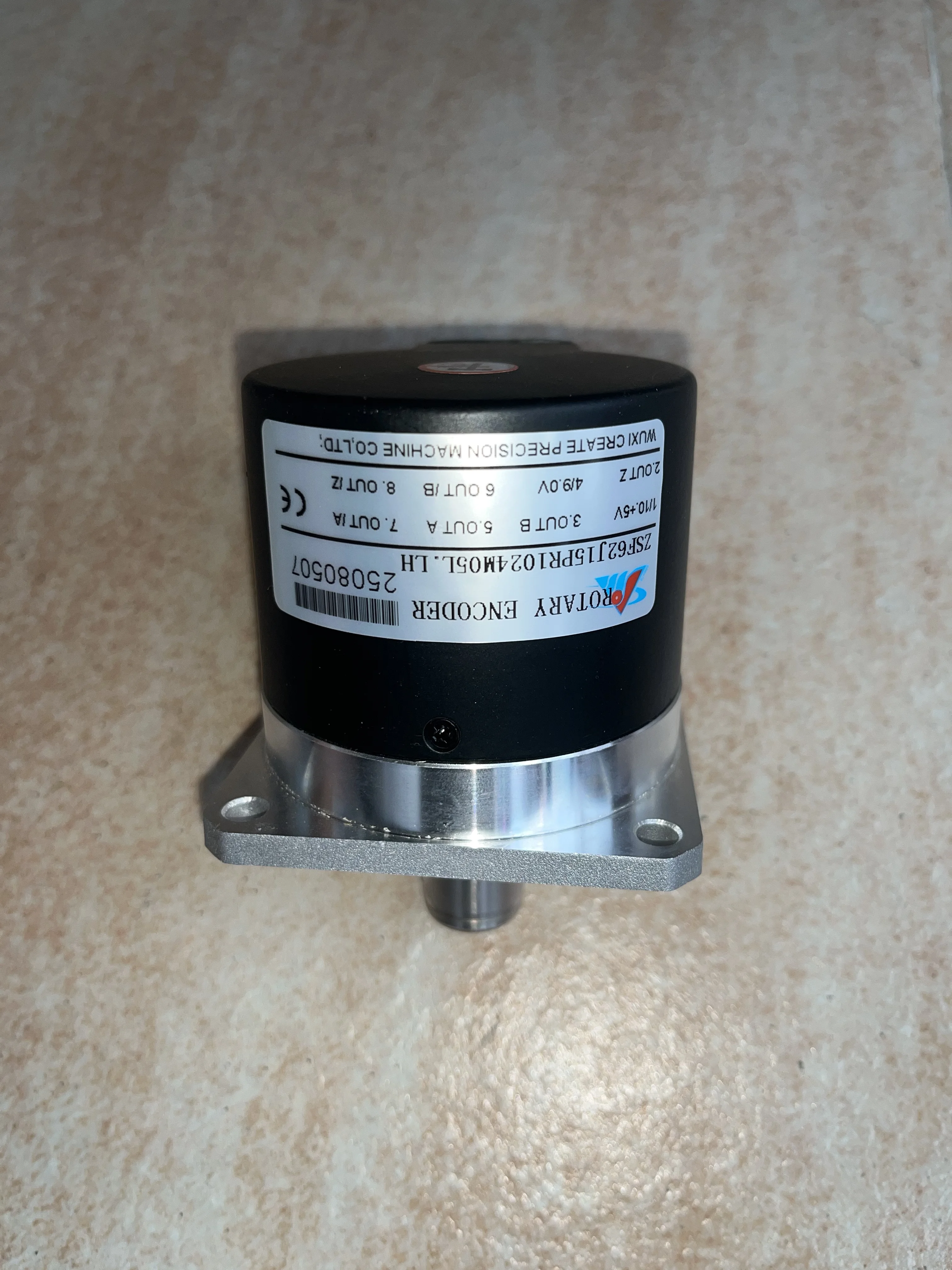 ZSF62J15PR1024M05L ใหม่เอี่ยมจุดเดิมอู๋ซีครีต Solid Shaft Photoelectric Rotary Encoder