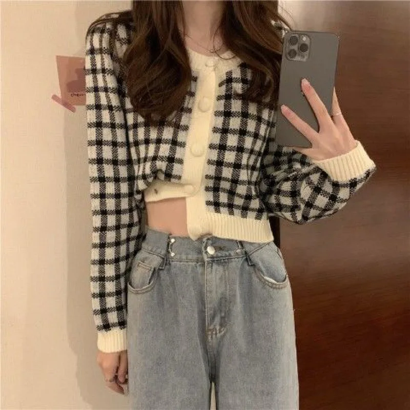 Plaid Women\'s Sweater Loose Long Sleeves 2022 Spring and Autumn Korean Fashion Chic Short Cardigan for Women Kawaii Sweater