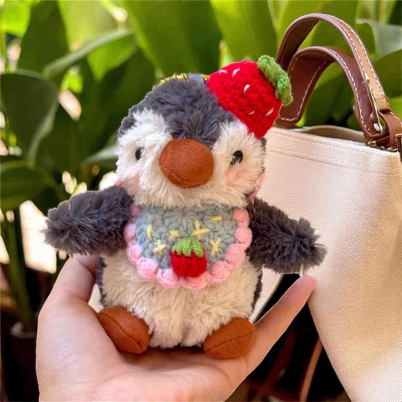 ตุ๊กตาการ์ตูนพีนัทเพนกวิน ของเล่นตุ๊กตาขนนุ่มน่ารัก พวงกุญแจ จี้ห้อยกระเป๋า ของขวัญสุดเก๋และประณีต ตุ๊กตาเพื่อการผ่อนคลาย