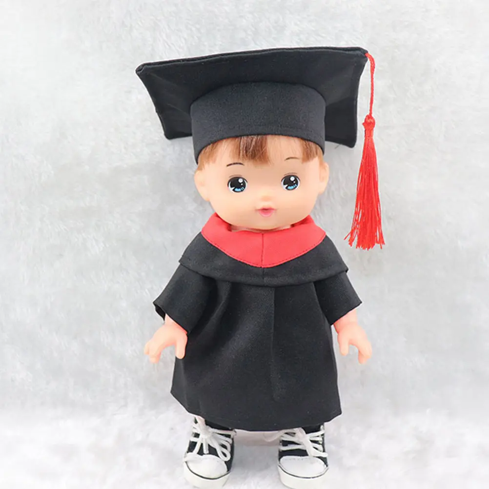 

Набор из 1 предмета: Миниатюрный костюм выпускника-доктора, тонкая работа, легко надевается, подходит для фигурок 25 см, праздничный подарок.