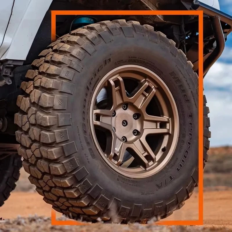 

Modified chrome finish D836 300//Toula/Bully D837D838D839,