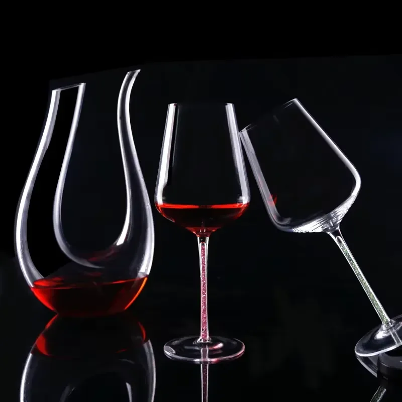 Elegant Crystal Glass Wine Decanter Set With 2 Matching Goblets Premium Clear Bottle For Red White Wine Home Bar Party Gift