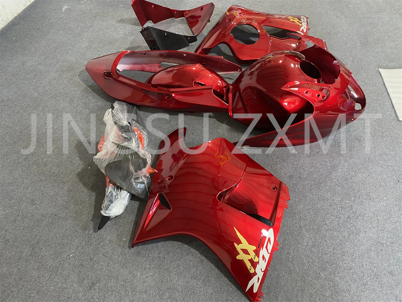 Injection Mold Fairings Kit for HONDA CBR1100XX 97-03 CBR1100 CBR 1100XX 1997 1999 2000 2001 2003 ABS Hot Red Bodywork Set