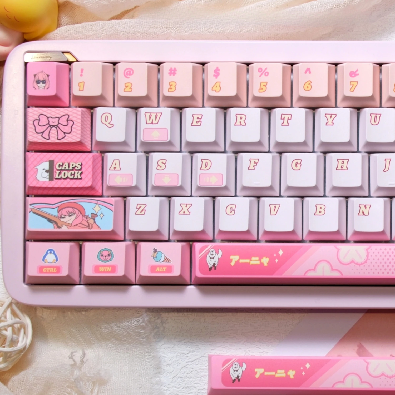 Anya Forger Copritasti PBT Cherry Profile 146 tasti Tema SPY×FAMILY Set di copritasti anime carino rosa per tastiera meccanica MX Switch