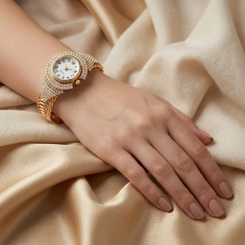 Women's Quartz Watch Full Diamond Decoration Light Luxury Female Wristwatch Elegant Casual Ladies Watch For Daily Wear Party