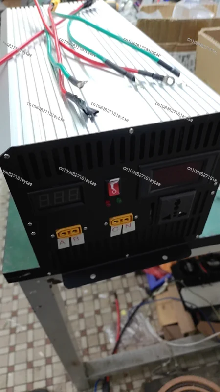 

Three-phase four-wire pure sine wave inverter 30kW three-phase four-wire inverter input voltage 630-750v