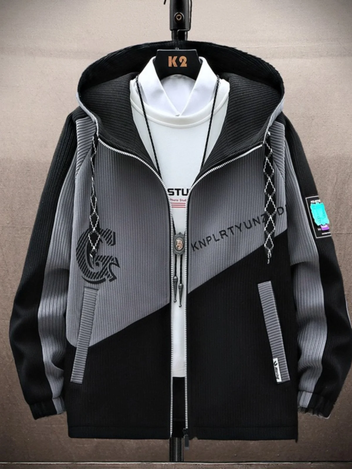 

Мужская вельветовая куртка на весну-осень, модная, с капюшоном, на подкладке, молодежная, универсальная, с цветным принтом