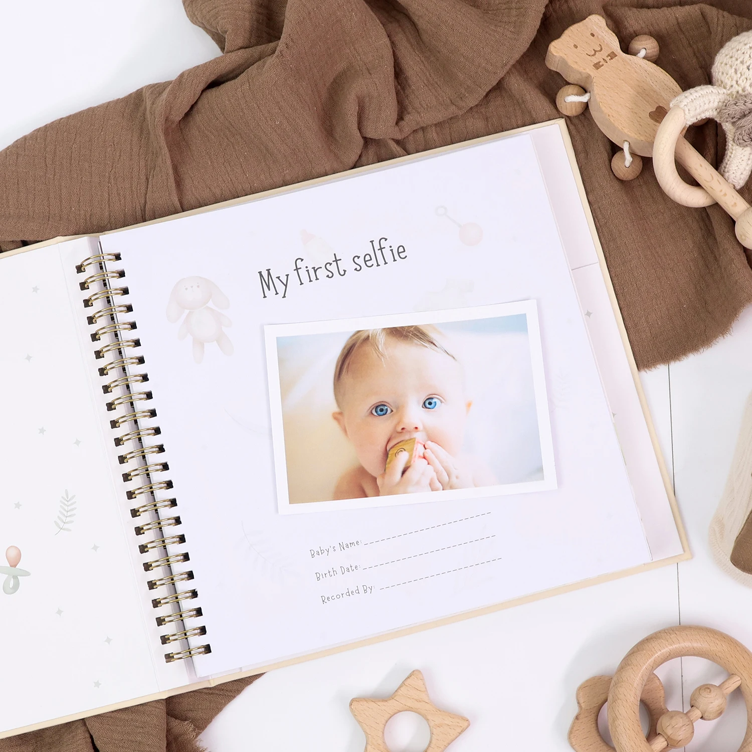 ERATOPIC Linen Fabric Golden Logo Hello Baby Memory Keepsake Book Hidden Spiral Binding Baby Memory Journal For Baby Shower